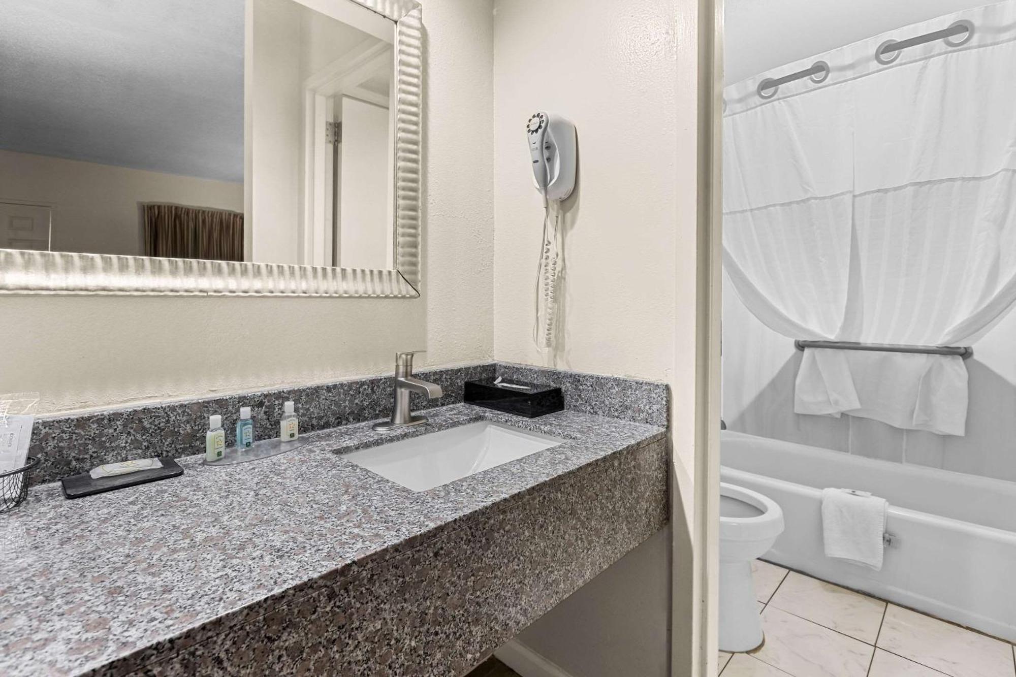 Quality Inn Port Wentworth Savannah North Buitenkant foto